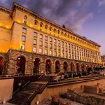 Cozy 1-Bedroom Flat In The Very Center Of Sofia