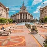 Cozy 1-Bedroom Flat In The Very Center Of Sofia