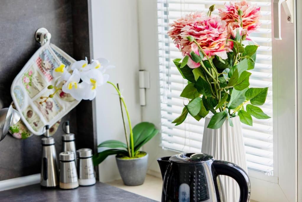 Cozy 1-bedroom Flat In The Very Center Of Apartament